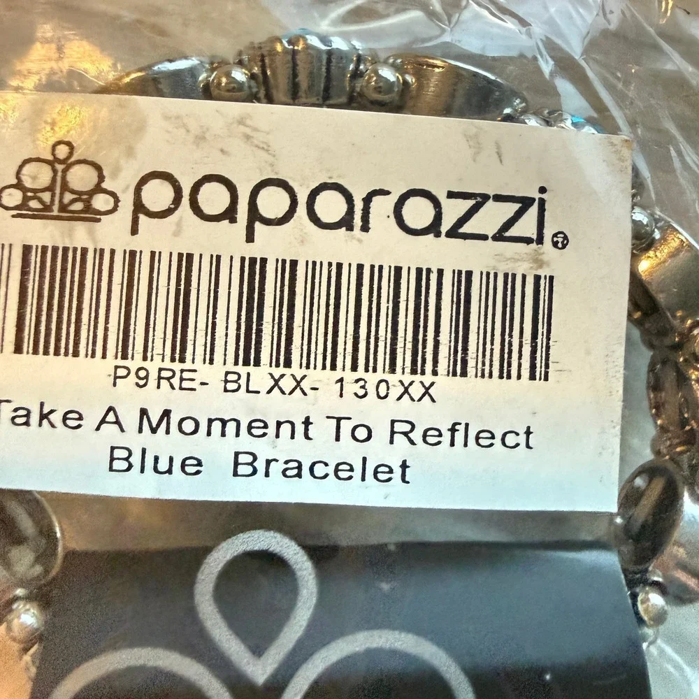 Paparazzi‎ Take A Moment To Reflect Blue Bracelet Stretch Rhinestone Silver Tone